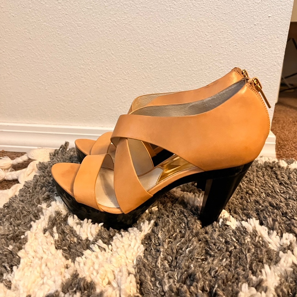 Micheal kors heels!